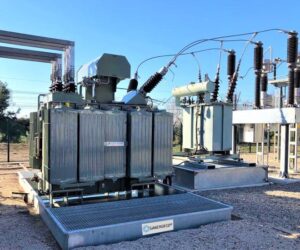 1 Transformateur de puissance sur bac de retention huile galvanise TRT avec caillebotis antiderapant et systeme de filtration SPI SNCF