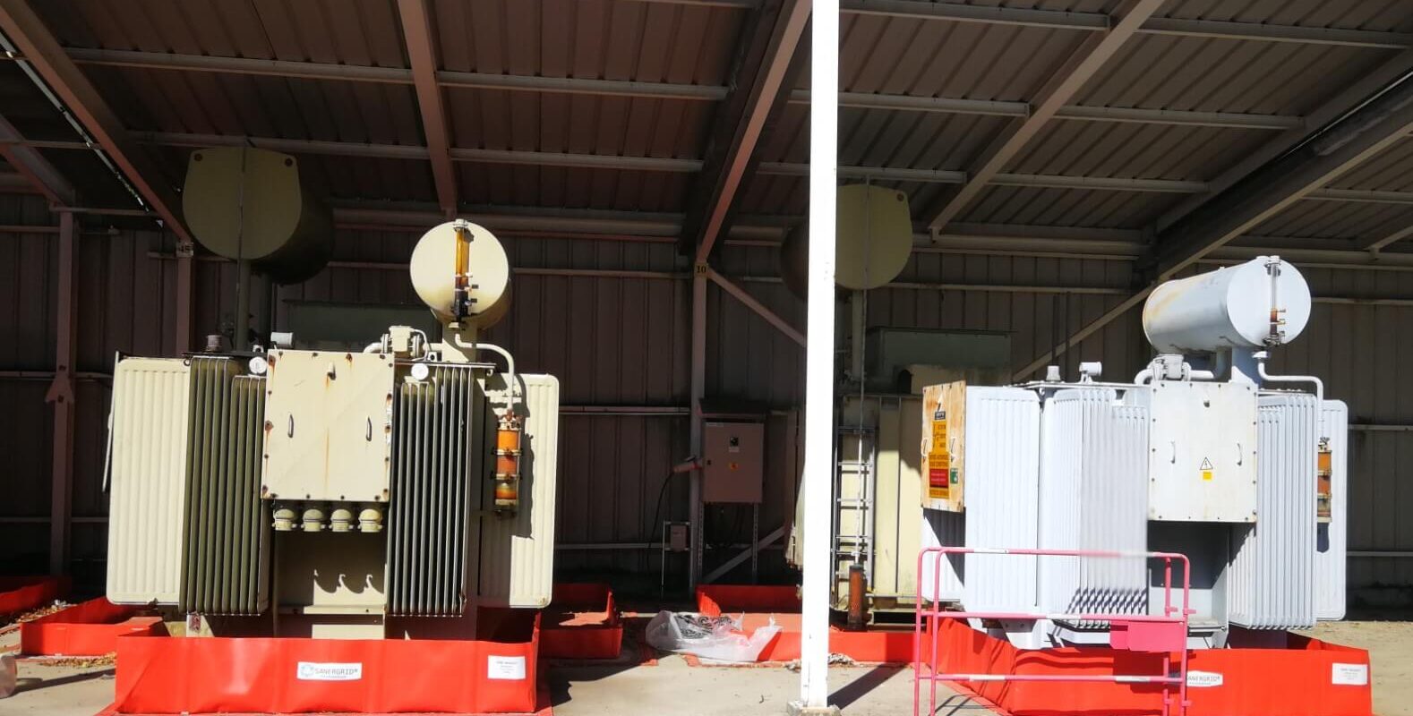 Installation de transformateur de puissance sur bacs souple sans armatures TRFLEX ECO